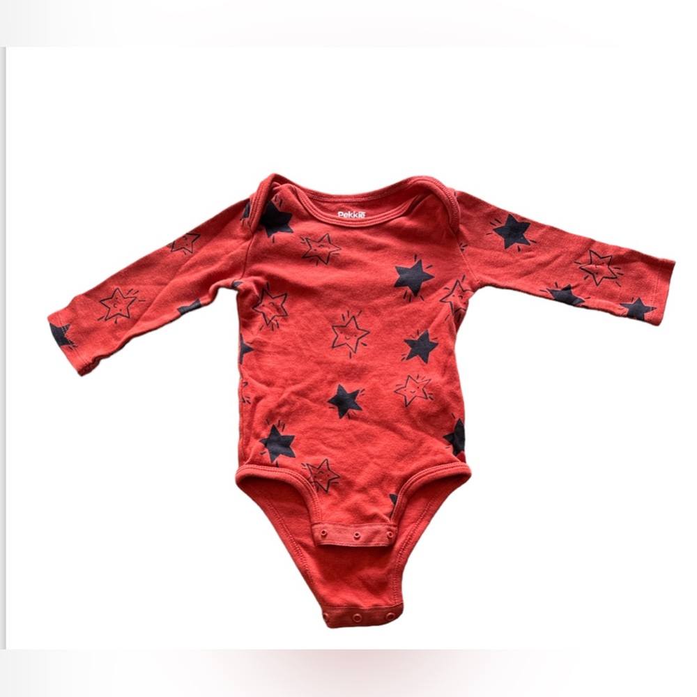 3 FOR $10 PEKKLE 6M Orange & Black Star Cotton Onesie